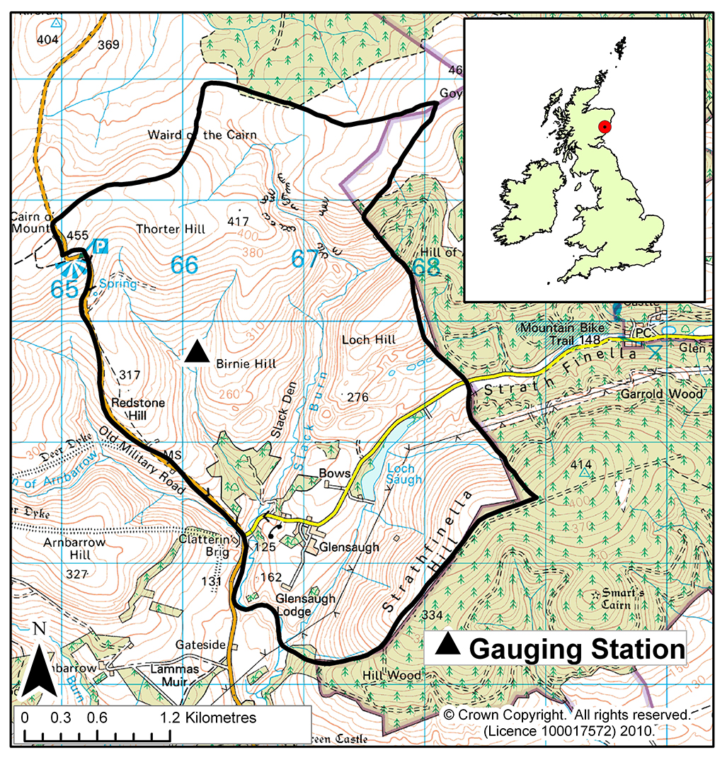 Catchment boundary and gauging location